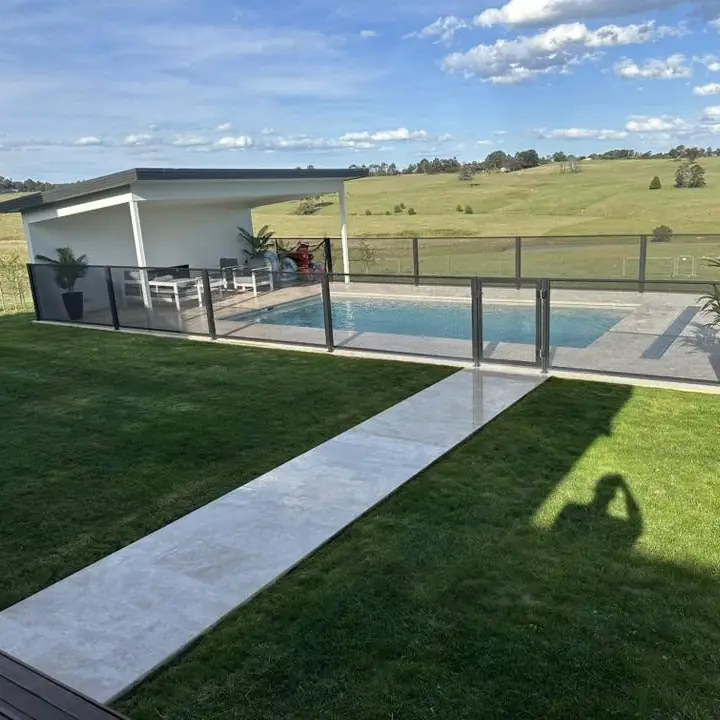 Chris South’s PoolPerf pool fence, photographed by the owner